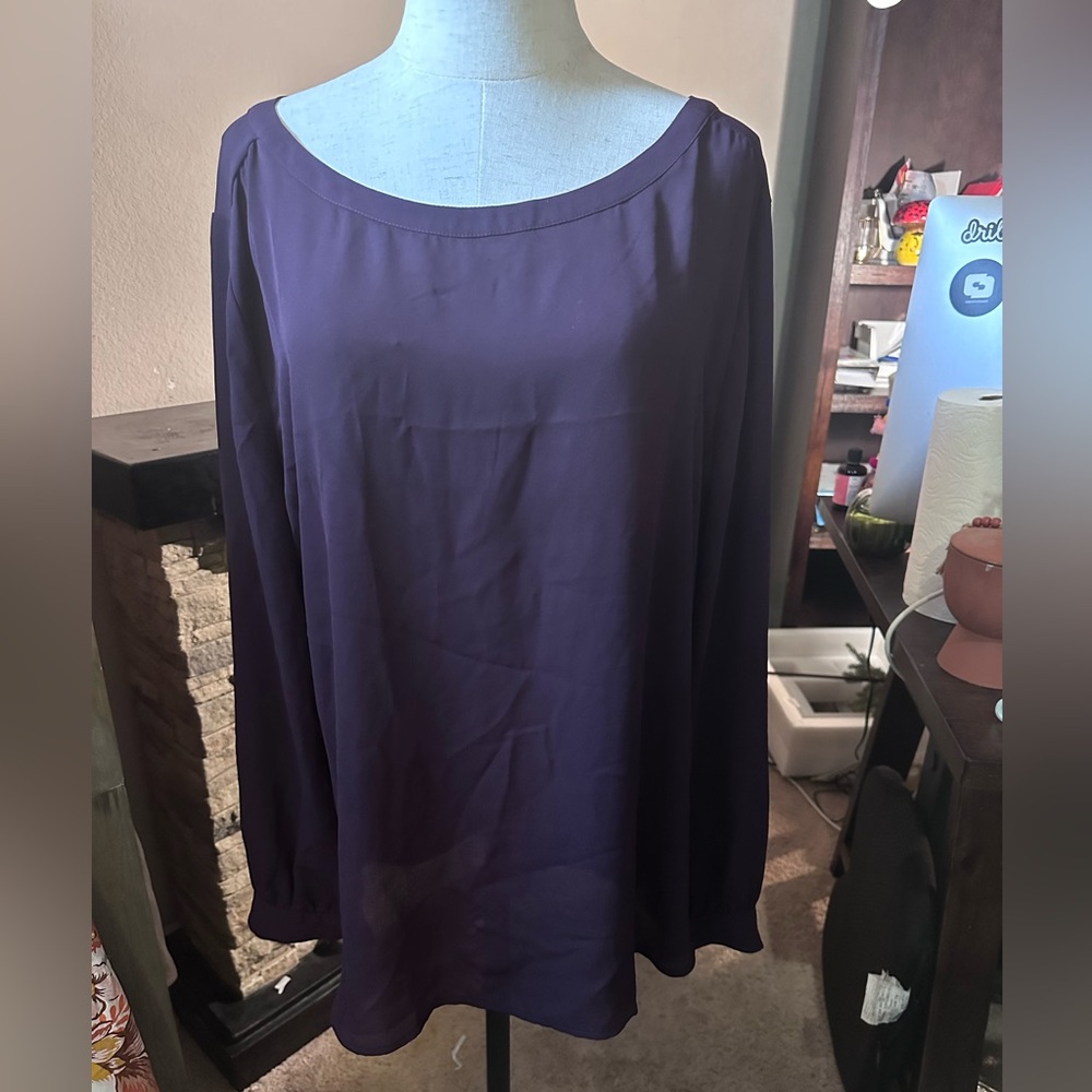 Like new loft shirt